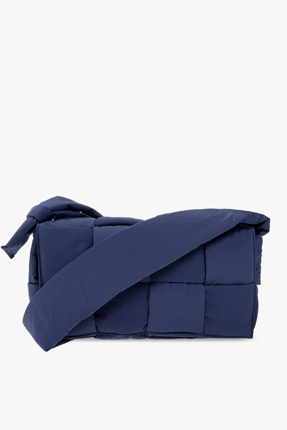 【DISCERNMENT】Cassette Glossy Padding Bag Bottega Veneta Black Nappa Shiny Leather Maxi Weave Padded